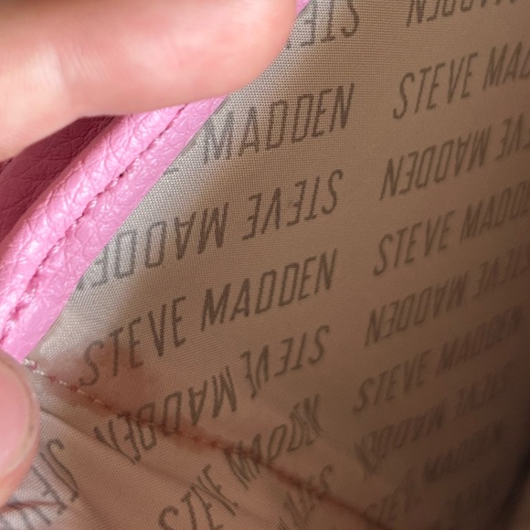 NWT Steve Madden Pink & Silver Quilted Women's Wallet - Picture 11 of 14